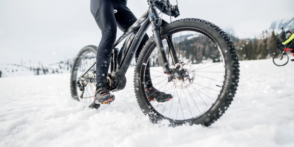 Rower elektryczny - konserwacja na zimę. Jak zabezpieczyć rower elektryczny na zimę?