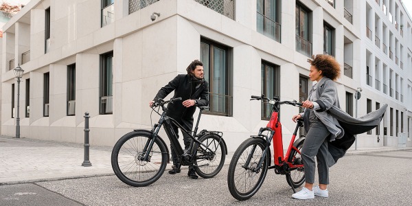 Dlaczego wybrać rower elektryczny zamiast samochodu: Korzyści dla Ciebie i dla środowiska